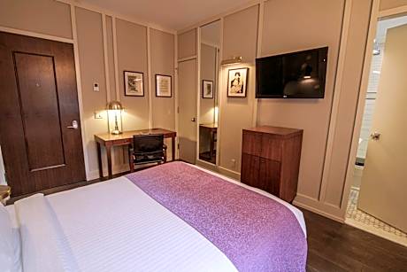 Superior Queen Room