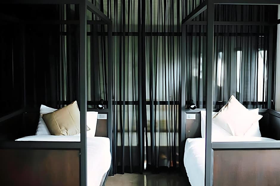 THE TREE Sleep and Space