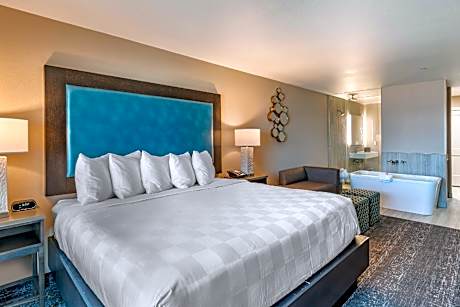 King Suite - Non Smoking