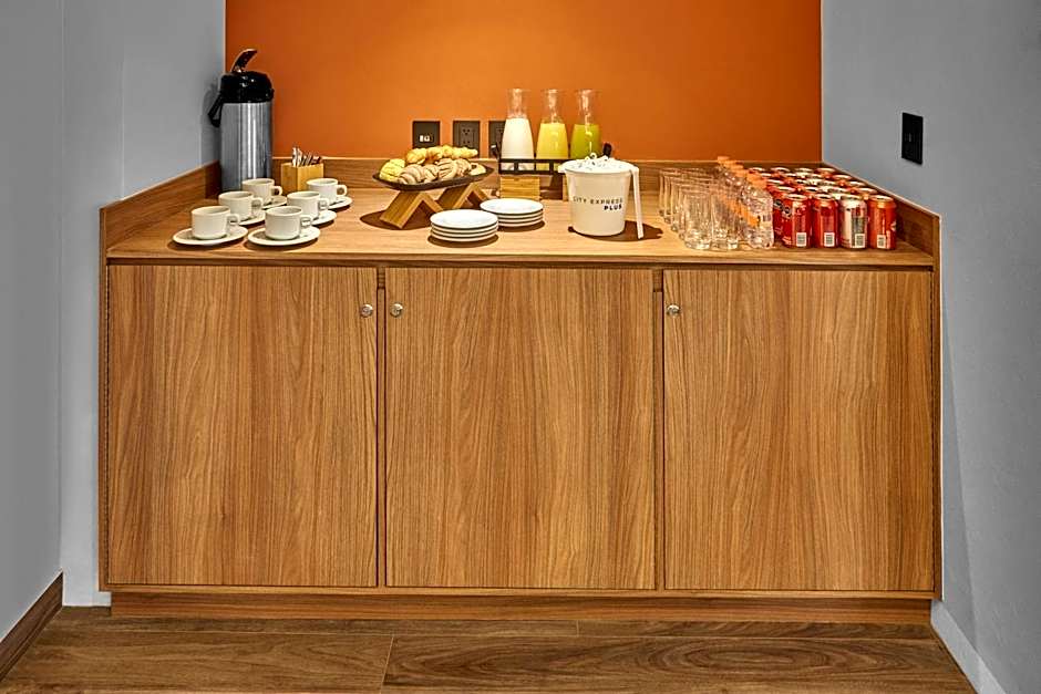 City Express Plus by Marriott Mazatlan