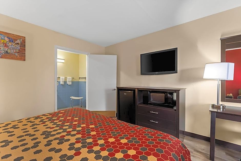 Econo Lodge Fredericksburg near I-95