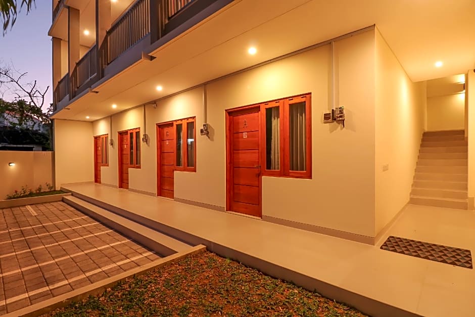 OYO 1200 Kencana Residence