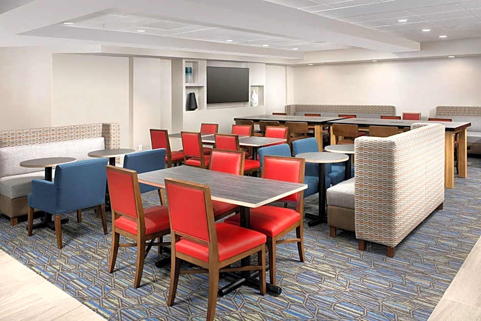 Holiday Inn Express Baltimore - BWI Airport NE