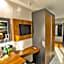 Azra Suite Otel