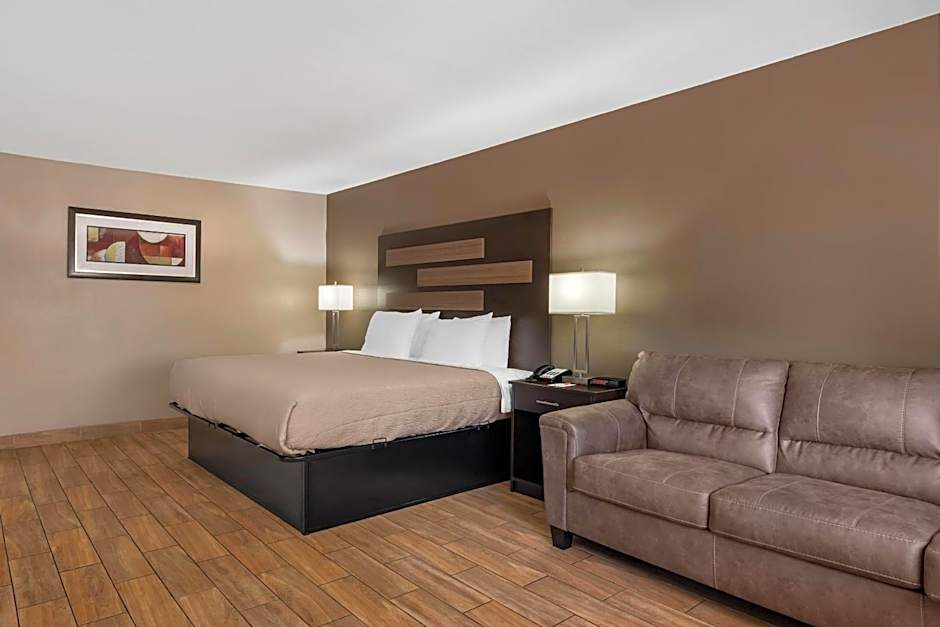 Quality Inn & Suites New Boston - Texarkana West