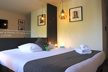 Lovers Special Offer - Standard Double or Twin Room 