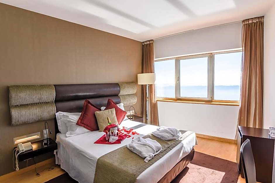 Luna Hotel dos Carqueijais - Serra da Estrela