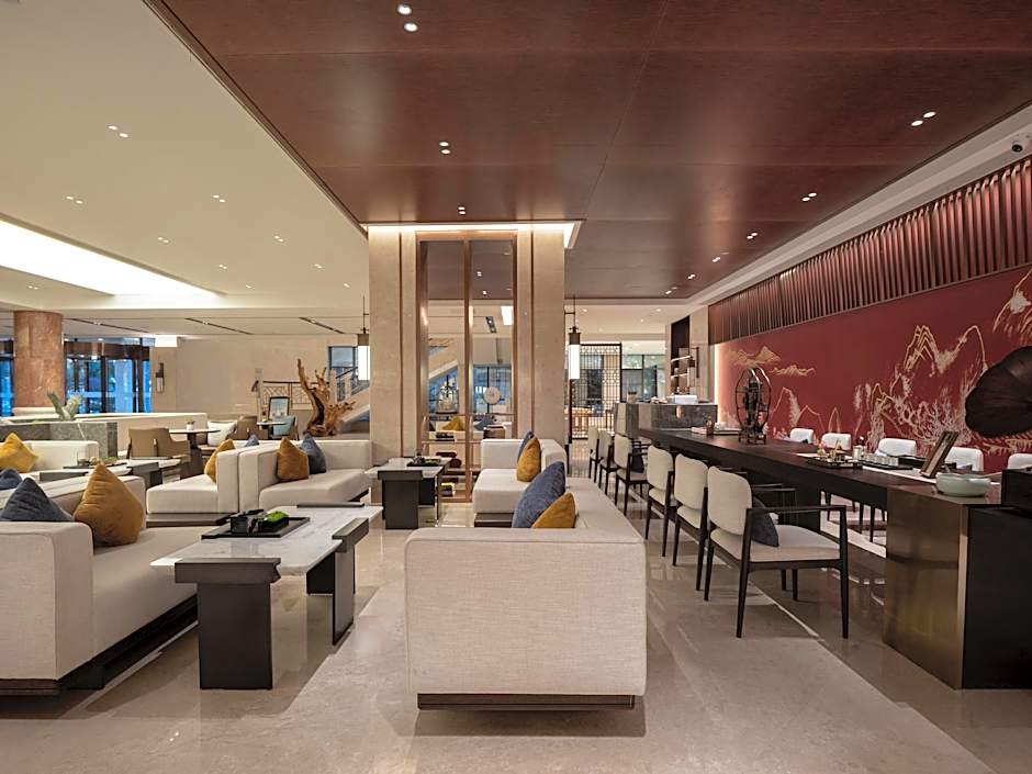 Wudangshan Jianguo Hotel