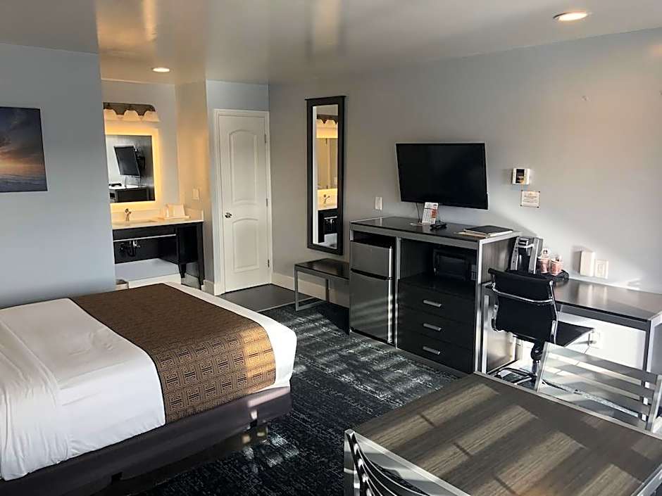 Pacific Inn