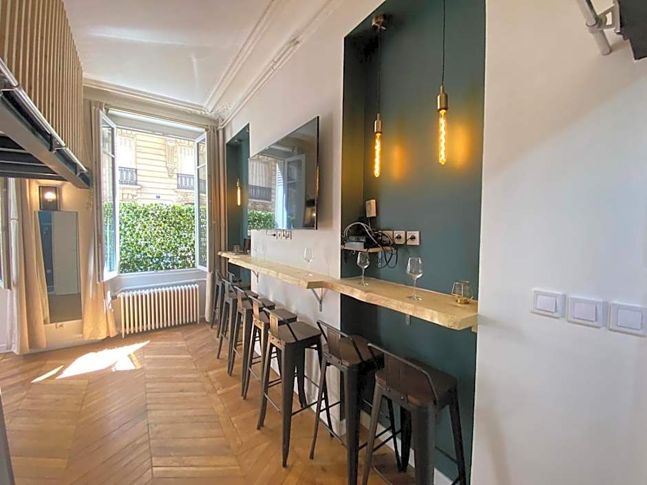 Beautiful mini Loft near Saint-Lazare