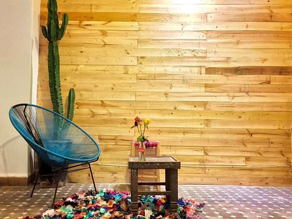 Riad Inna & Watersports Center