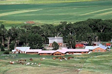 Circle Bar Guest Ranch