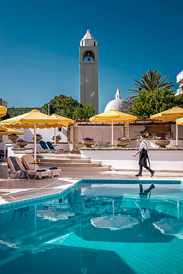 Mitsis Petit Palais Beach Hotel