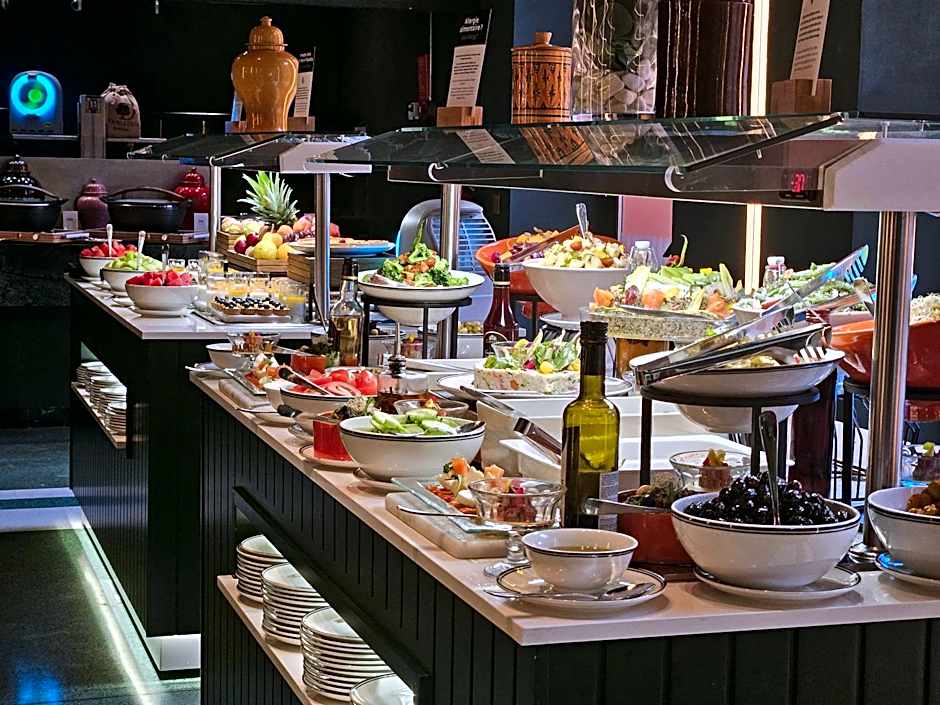 DoubleTree by Hilton Ben Guerir Hotel & Residences