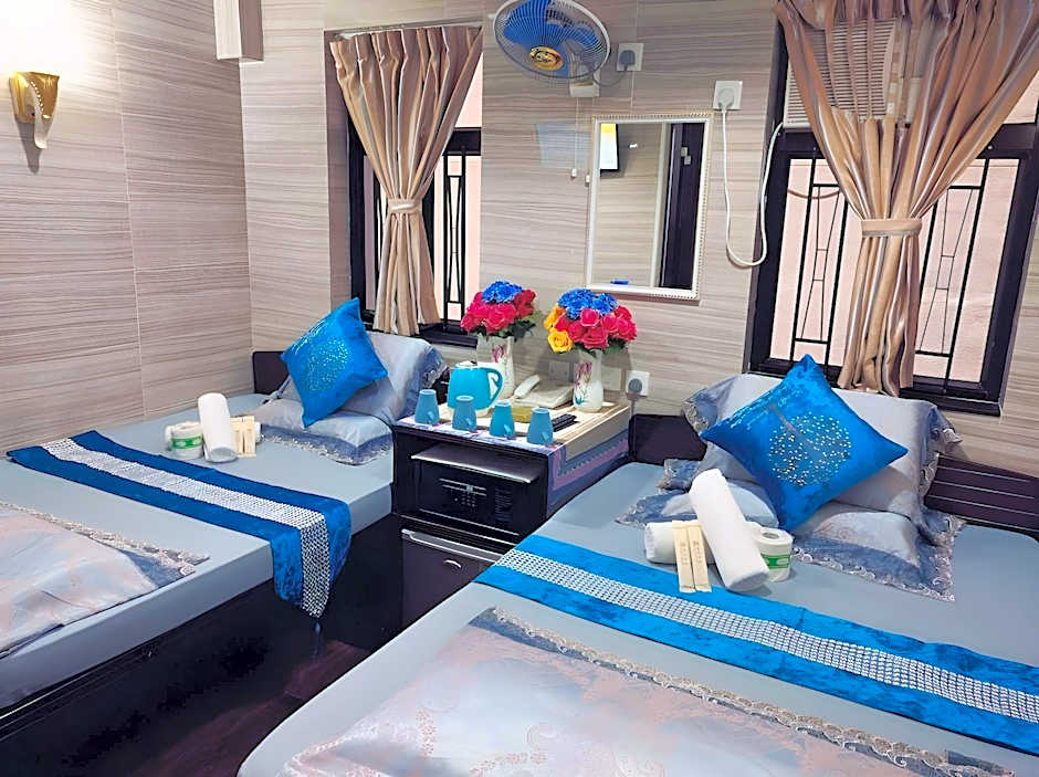 Day And Night Hostel