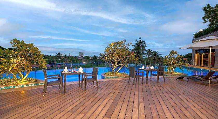 Crowne Plaza Kochi By IHG