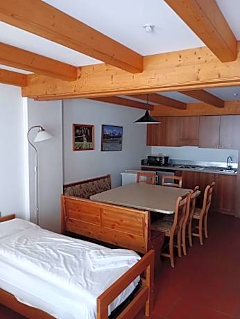 Two-Bedroom Deluxe Apartment