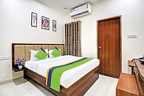 Treebo Krishna Regency ISBT Bus Stop