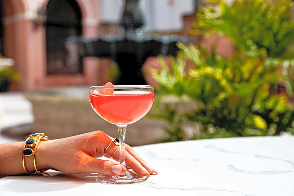 Mills House Charleston, Curio Collection by Hilton