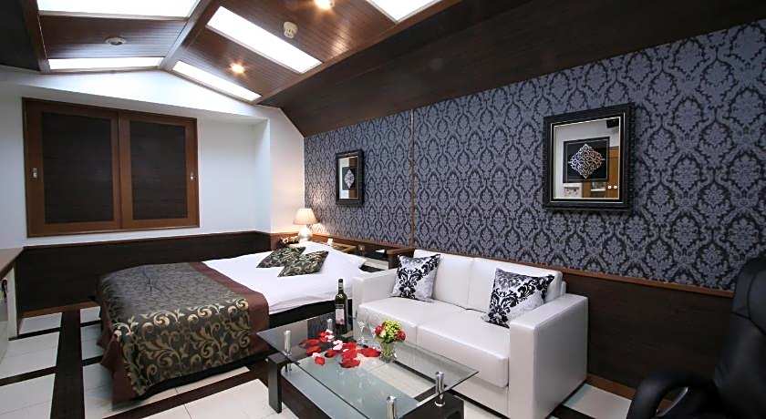 Restay Kokura - Adult Only