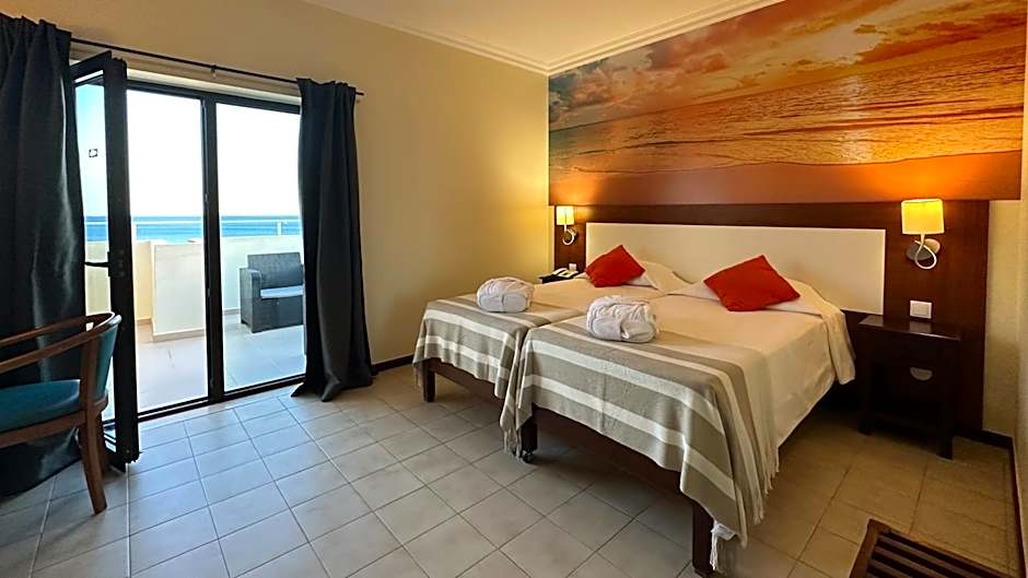 Hotel Avenida Praia