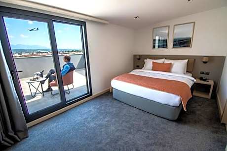 Double Room with Terrace