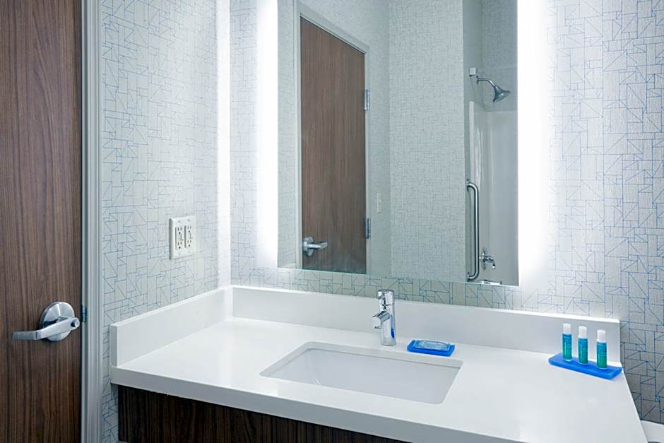 Holiday Inn Express Hotel & Suites Dickinson By IHG