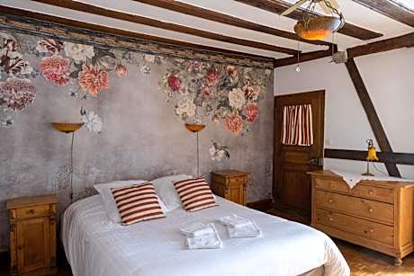 Double Room with Private External Bathroom