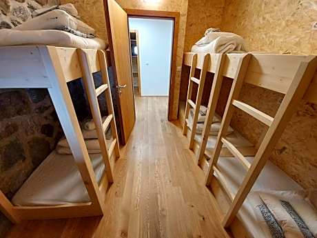 Mixed Dormitory Room