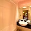 Brentwood Hotel