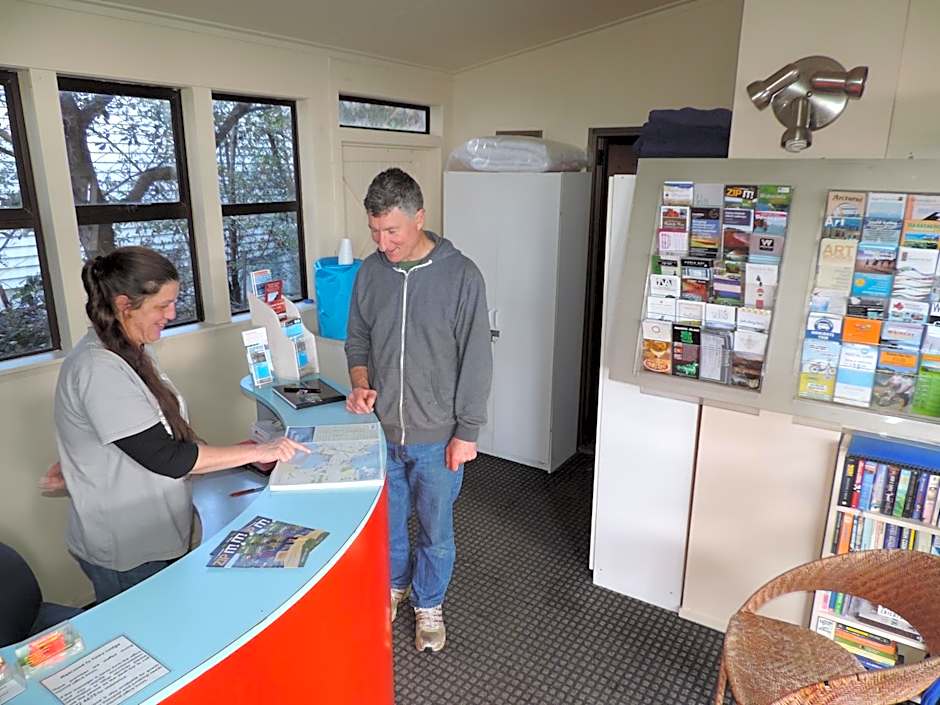 Waiheke Island Tawa Lodge - Adults Only