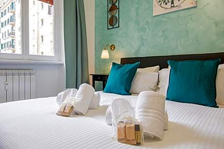 Deluxe Double Room with Shower