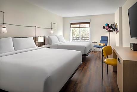 Aloft, Guest room, 2 King