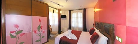 Double Room with Hydromassage Bath and Balcony