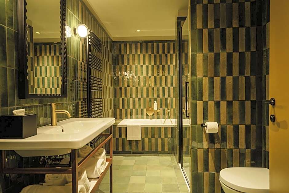 Hotel Gounod Fully Renovated