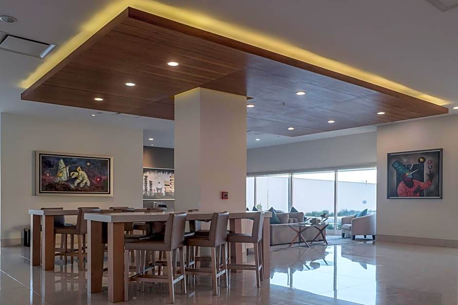 Holiday Inn Express & Suites Silao Aeropuerto Terminal By IHG