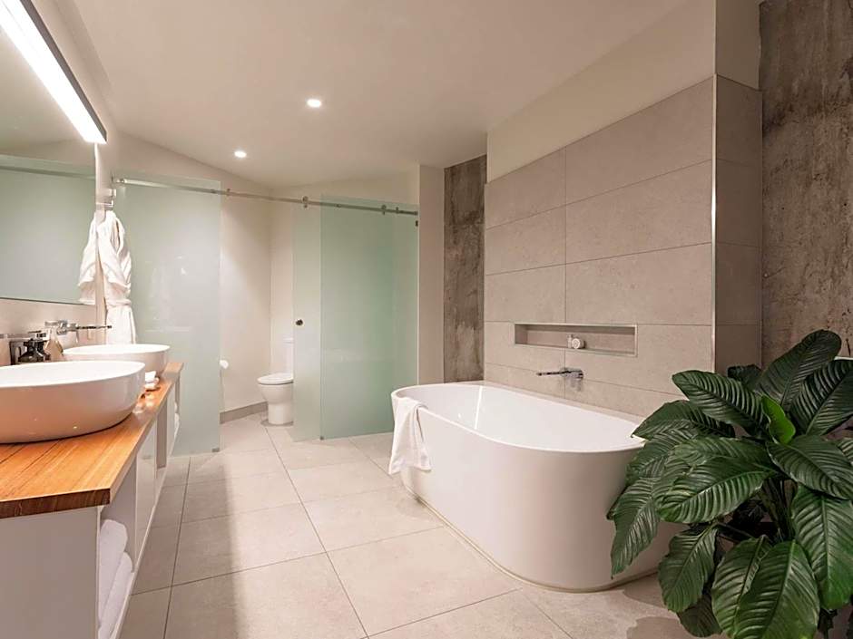 Peppers Silo Launceston