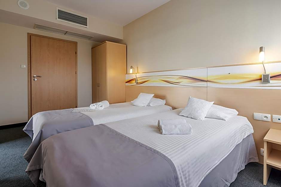 Economy Silesian Hotel