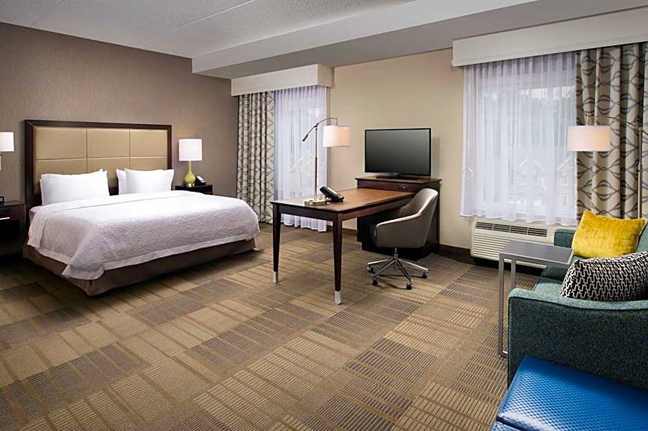 Hampton Inn By Hilton & Suites Falls Church/Seven Corners, VA