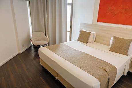 Luxury Suite with King Bed