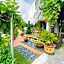 Swan Garden Hotel