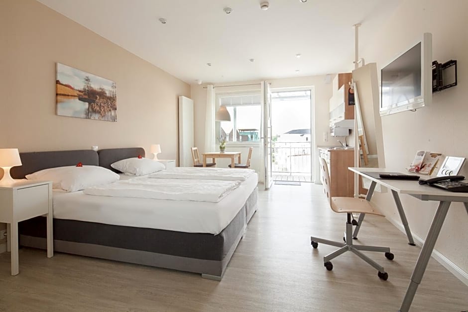 Schäfers Hotel, Self-Check-in, Cafe und Bäcker am Hotel