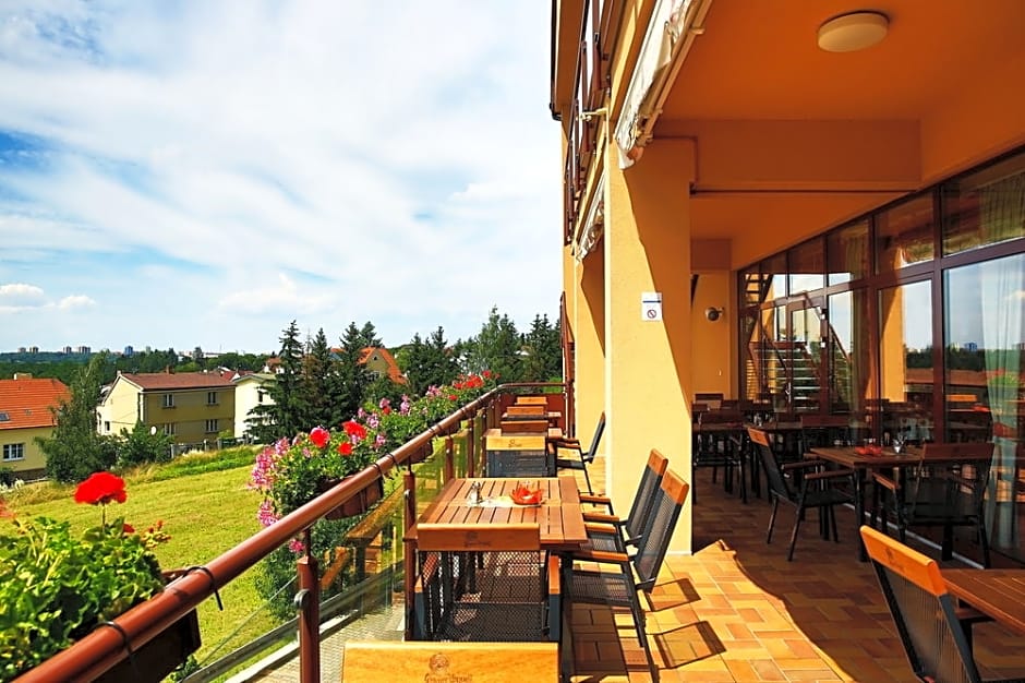 PRIMAVERA Hotel & Congress centre