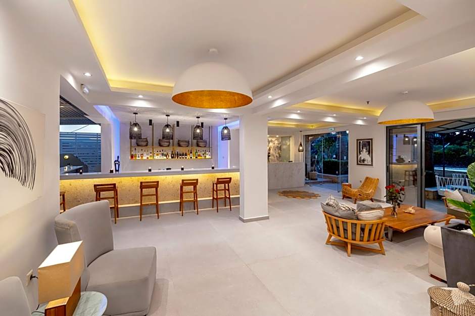 La Stella Suites