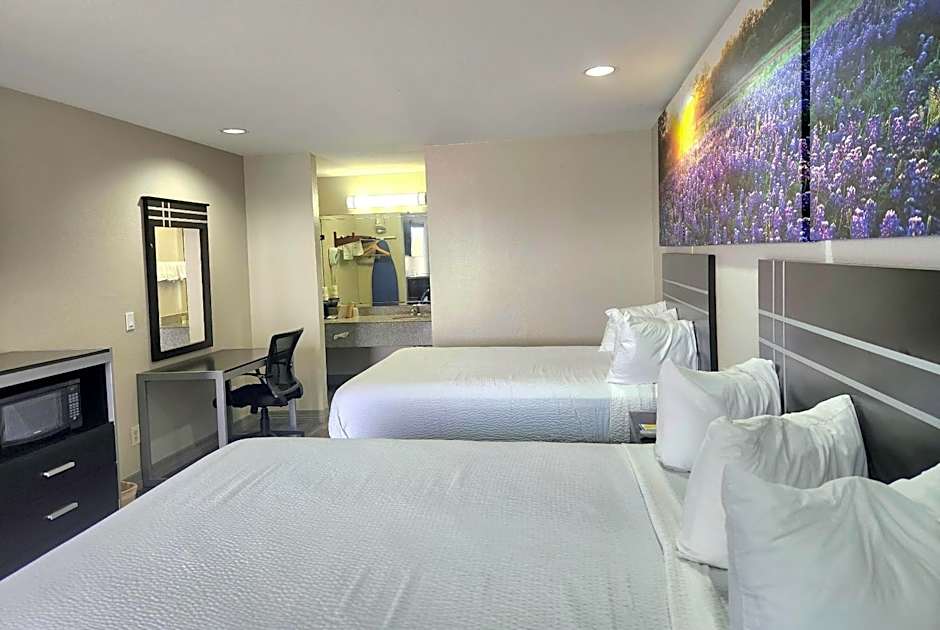 Days Inn by Wyndham Baytown TX