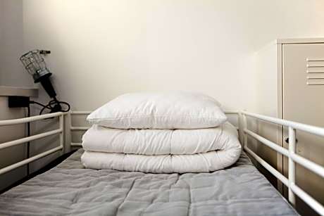 Bed in 8-Bed Mixed Dormitory Basic Room