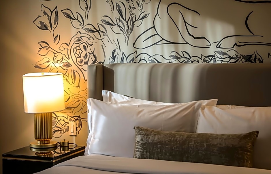 The Gwen, a Luxury Collection Hotel, Michigan Avenue Chicago
