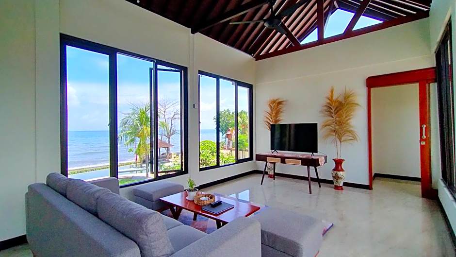 The Grand Villandra Resort Lovina