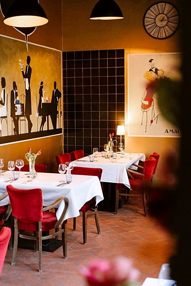 Amadeus Restaurant & Boutique Hotel