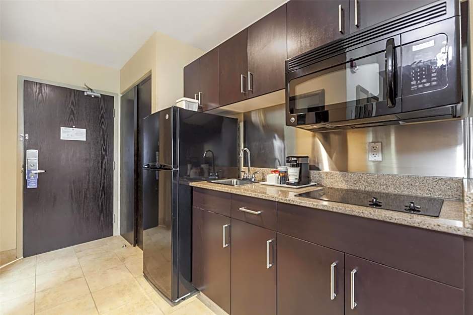 Photo 1 of 5 of Queen Room with Kitchenette - Non-Smoking